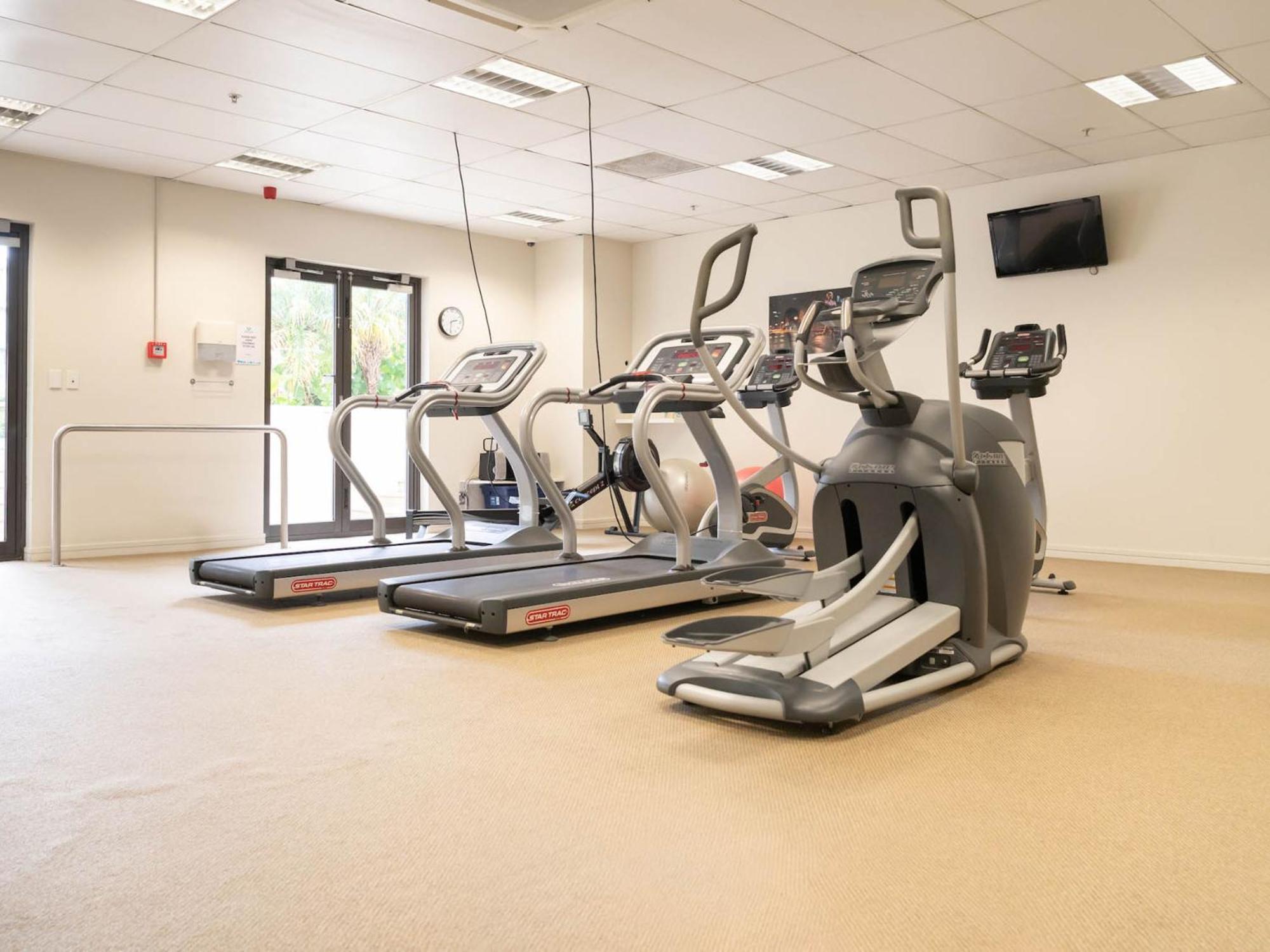 Ohtel Auckland 호텔 외부 사진 The gym at the National Rehabilitation Hospital