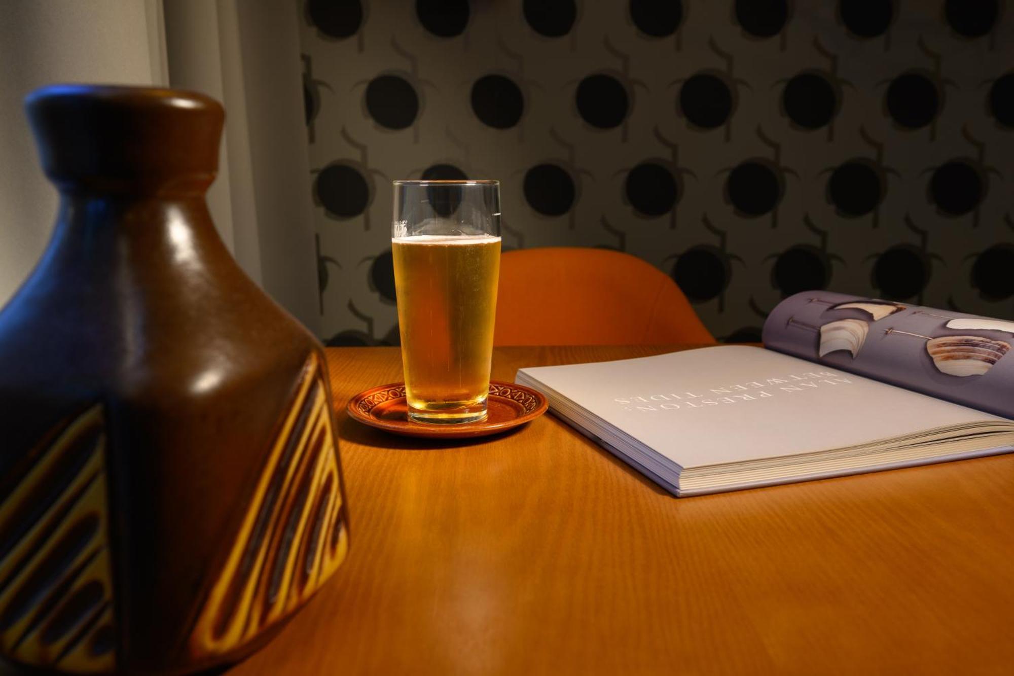 Ohtel Auckland 호텔 외부 사진 A glass of ginger beer