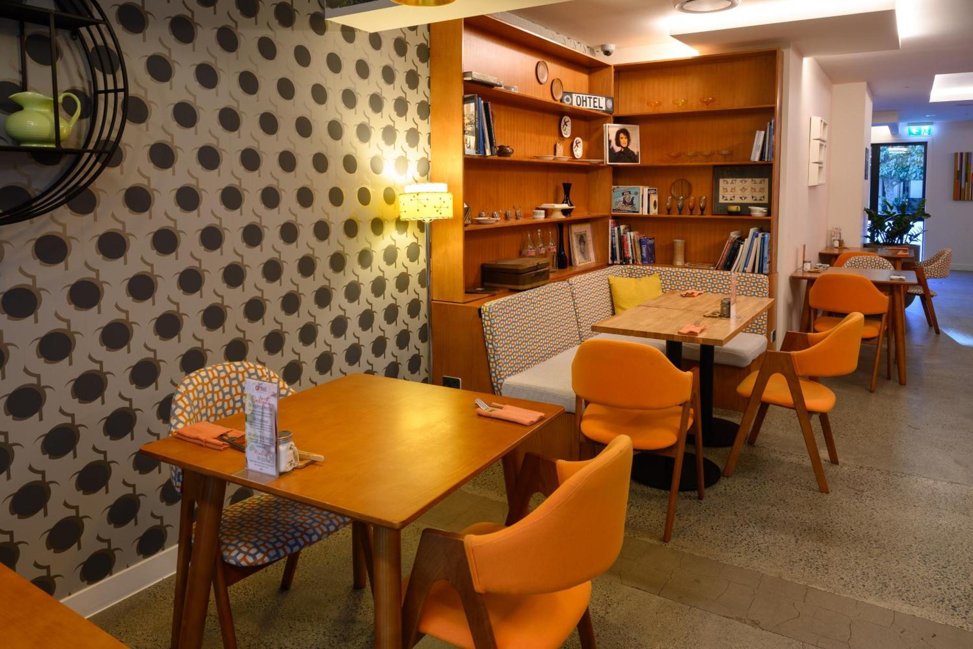 Ohtel Auckland 호텔 외부 사진 Interior of the restaurant