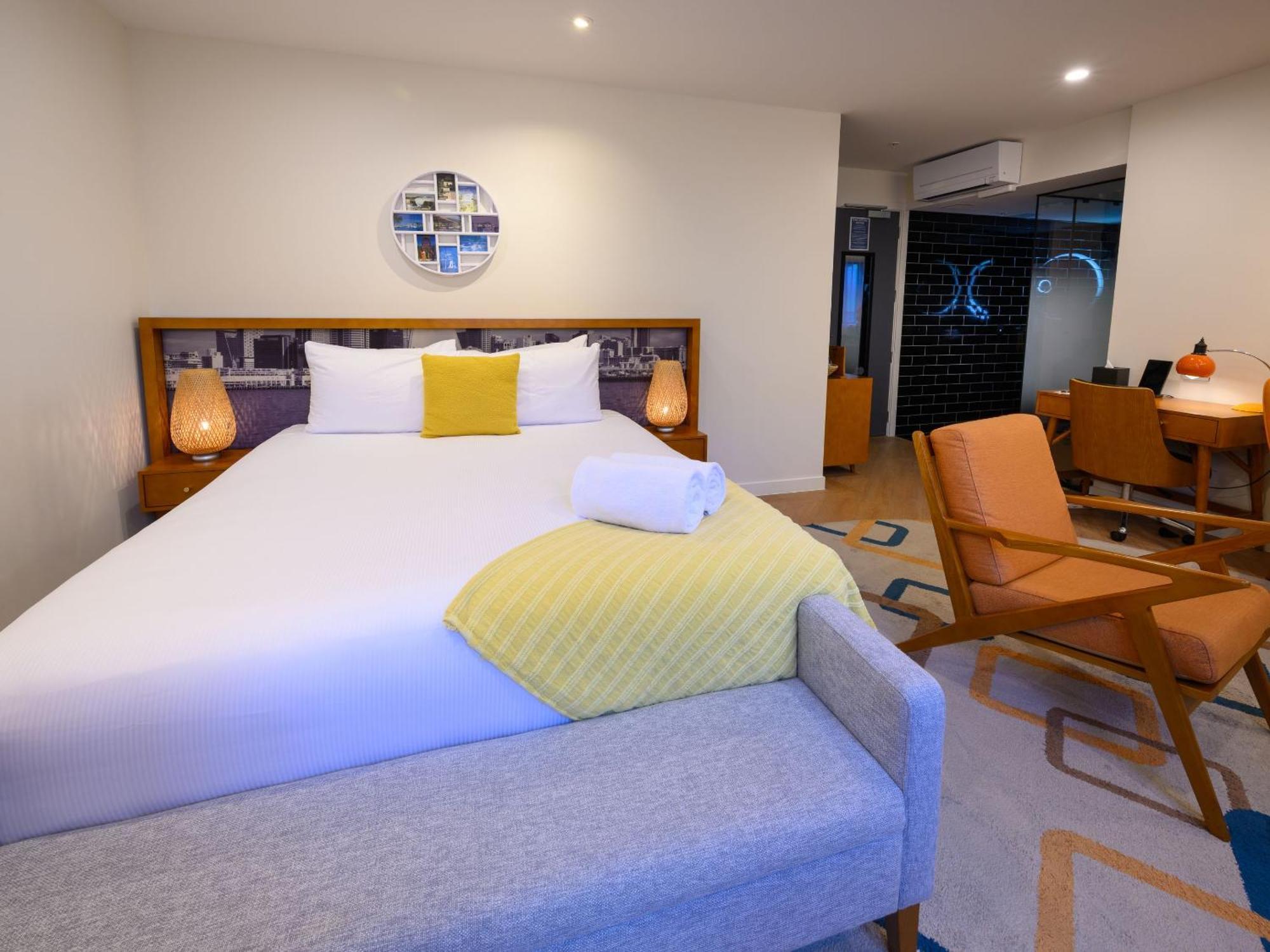 Ohtel Auckland 호텔 외부 사진 A room at the hotel