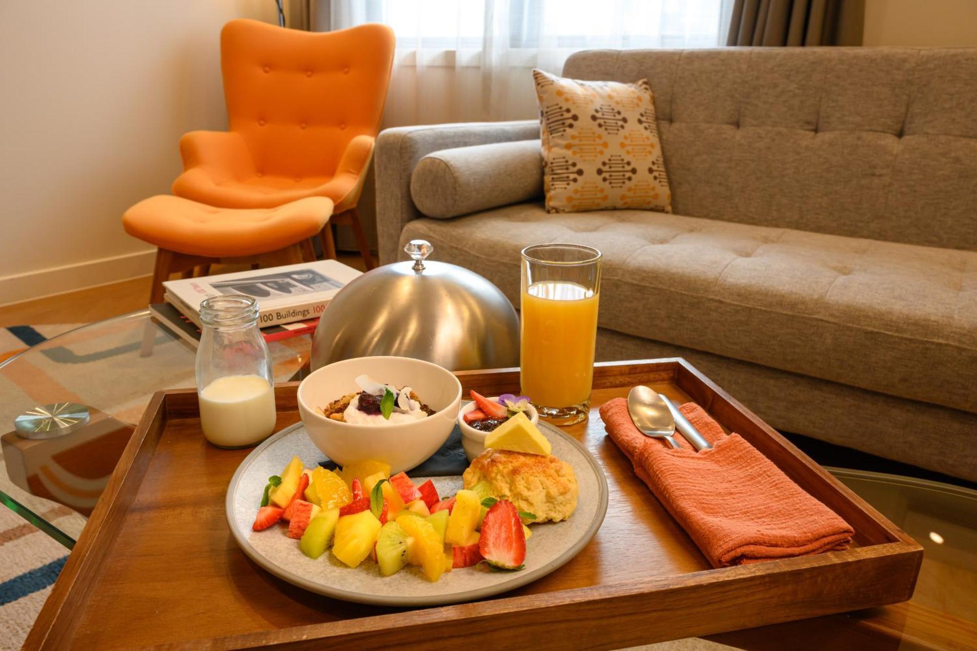 Ohtel Auckland 호텔 외부 사진 Room service