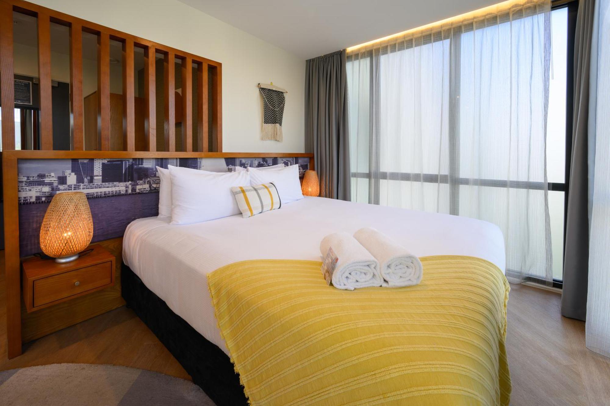 Ohtel Auckland 호텔 외부 사진 A bedroom at the hotel