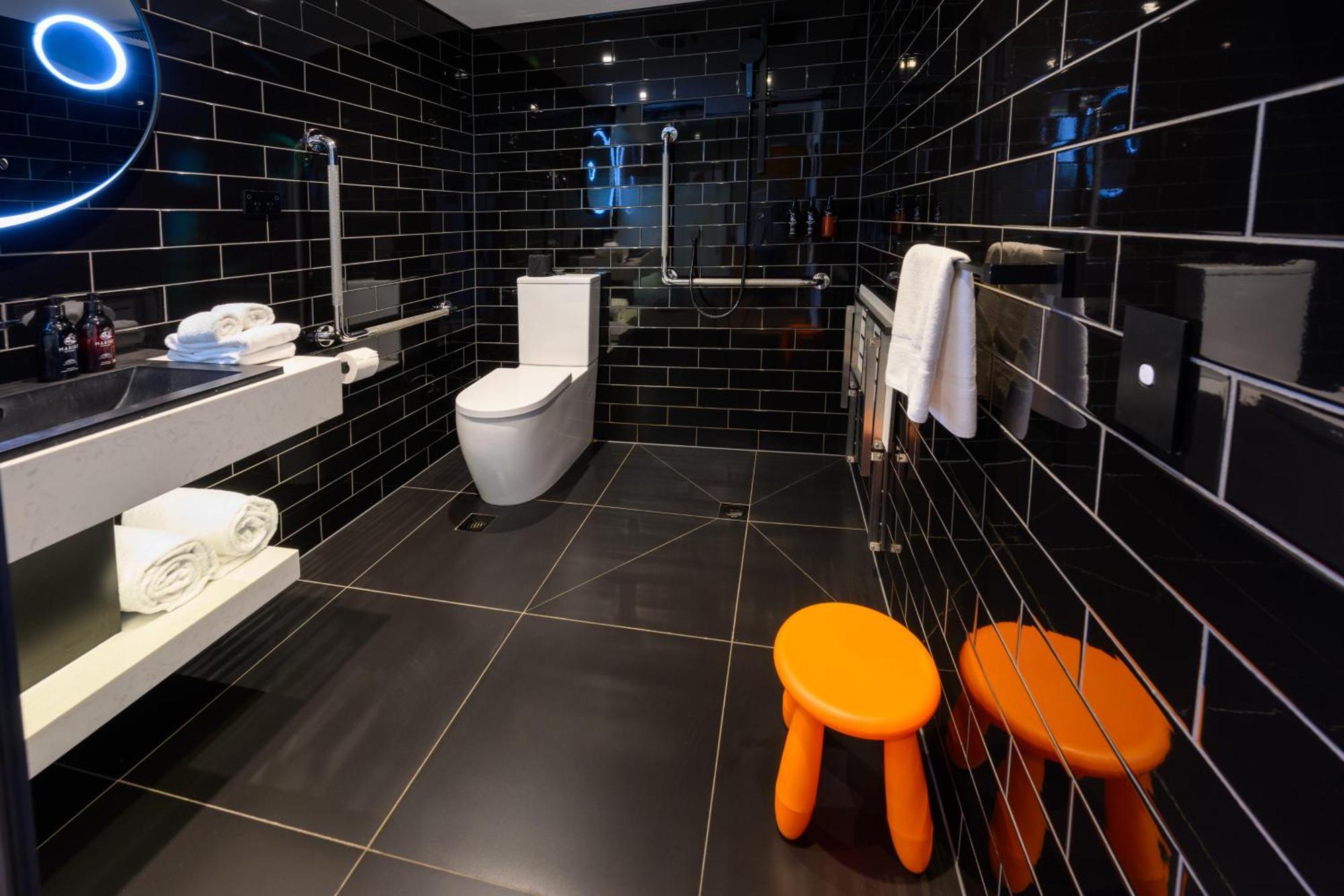 Ohtel Auckland 호텔 객실 사진 Bathroom