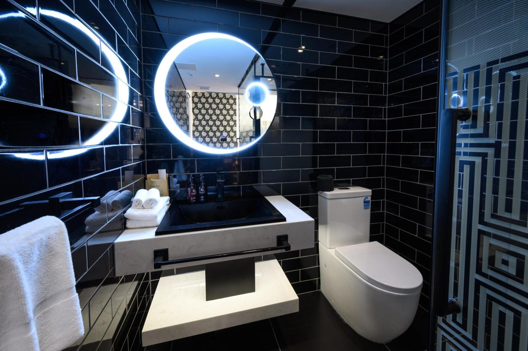 Ohtel Auckland 호텔 객실 사진 Bathroom