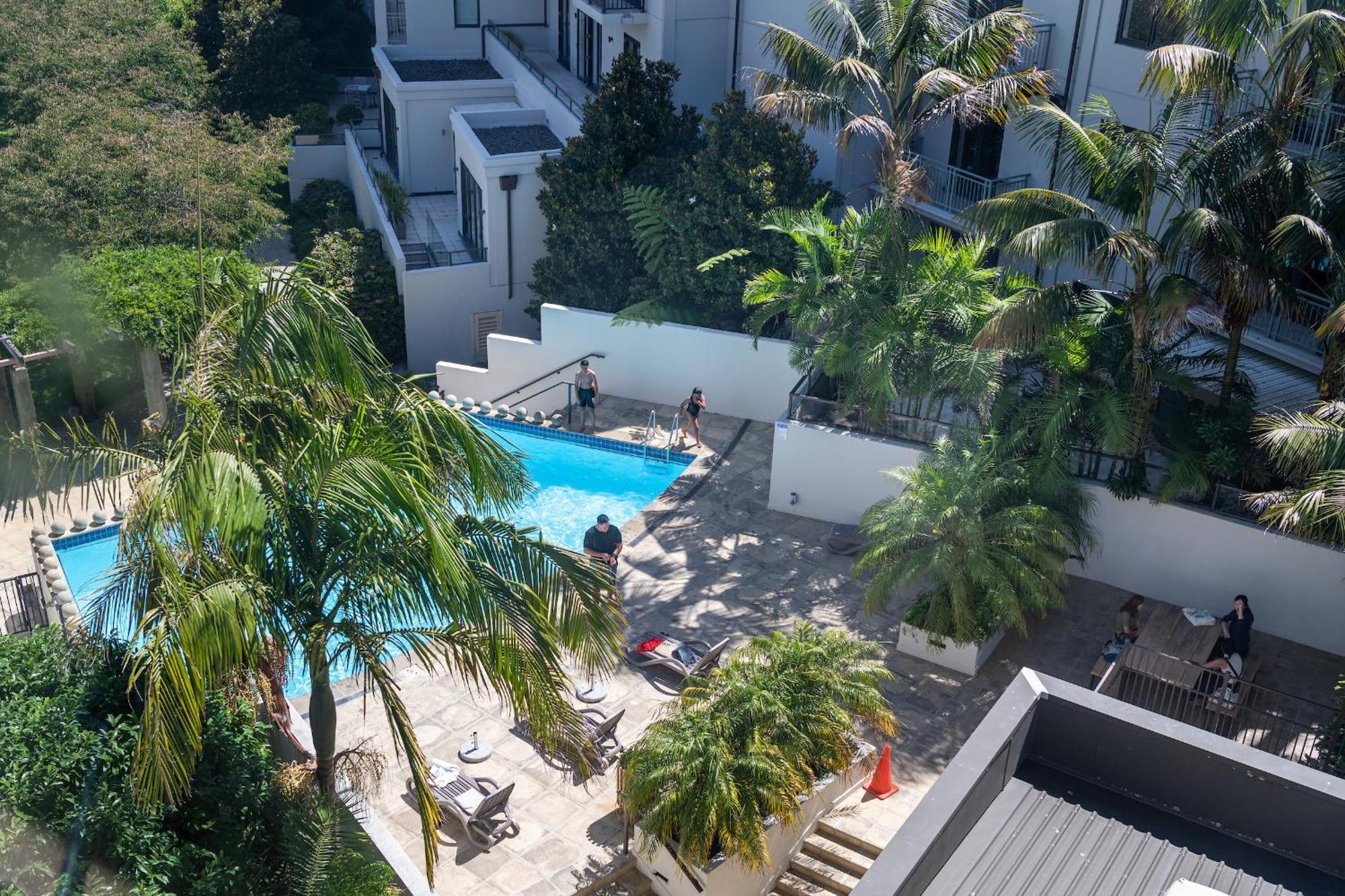 Ohtel Auckland 호텔 외부 사진 The pool at the W Hotel